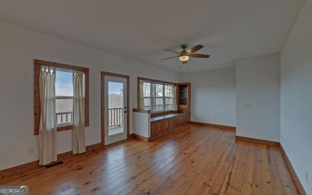 990 Hickory Nut Mountain, Tallulah Falls, GA 30573