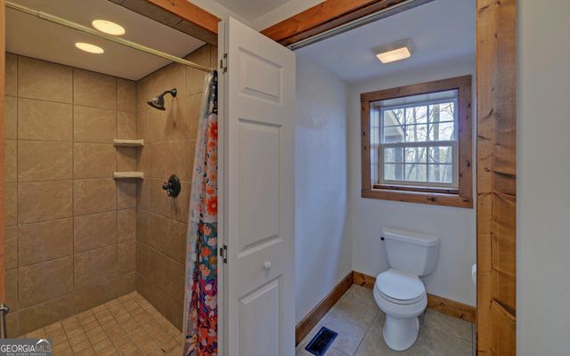 990 Hickory Nut Mountain, Tallulah Falls, GA 30573