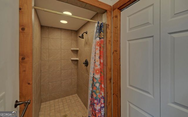 990 Hickory Nut Mountain, Tallulah Falls, GA 30573