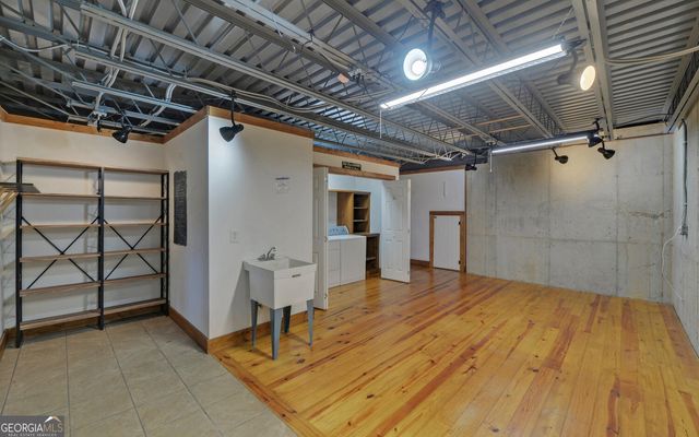 990 Hickory Nut Mountain, Tallulah Falls, GA 30573