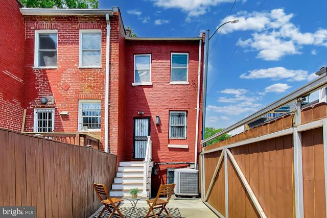 704 RHODE ISLAND AVE NW, Washington, DC 20001