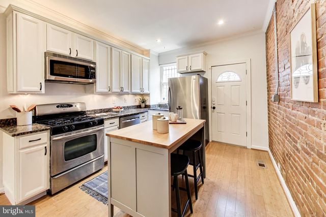 704 RHODE ISLAND AVE NW, Washington, DC 20001