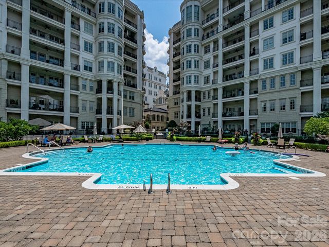 2823 Providence Road 338, Charlotte, NC 28211