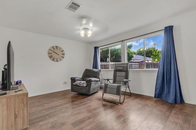 2129 Jester Farms RD, Round Rock, TX 78664