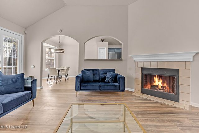 6108 Kingsview Drive, Horn Lake, MS 38637