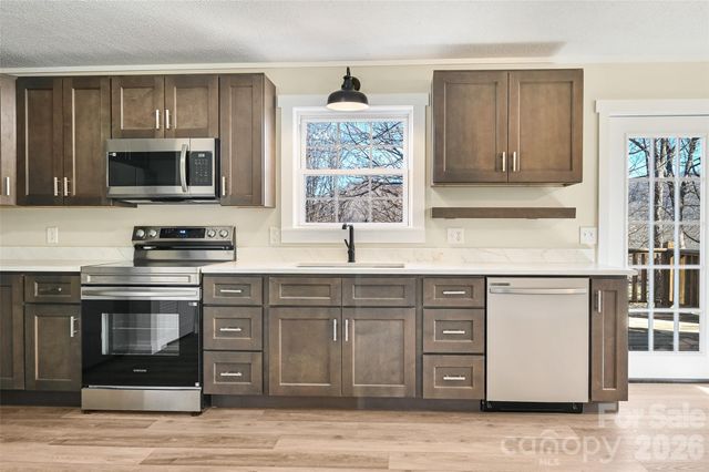 241 Sherrill Lane, Canton, NC 28716