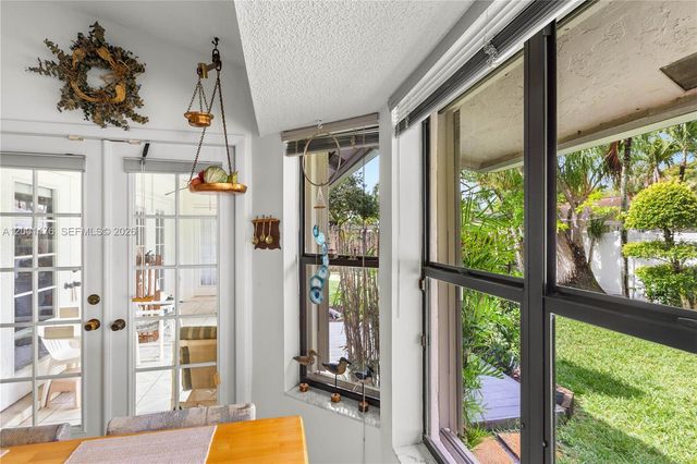 287 NW 37th Way, Deerfield Beach, FL 33442