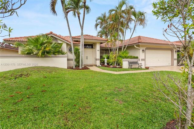 287 NW 37th Way, Deerfield Beach, FL 33442
