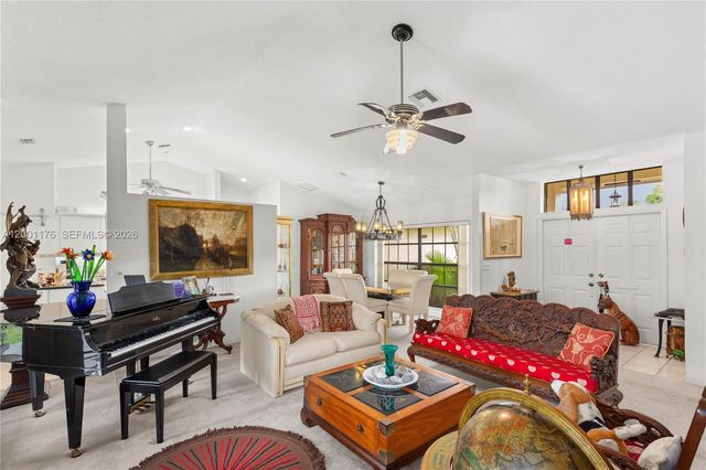 287 NW 37th Way, Deerfield Beach, FL 33442