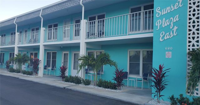 680 71ST AVENUE 12, St Pete Beach, FL 33706