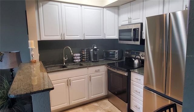 680 71ST AVENUE 12, St Pete Beach, FL 33706