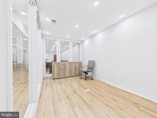6713-15 OGONTZ AVE, Philadelphia, PA 19126