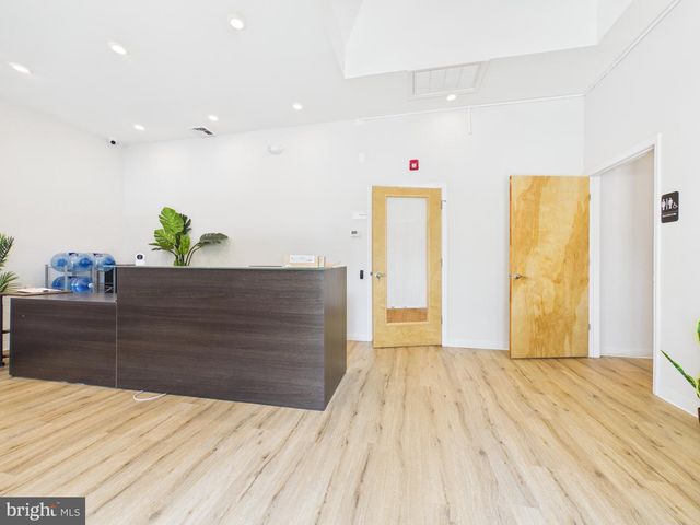 6713-15 OGONTZ AVE, Philadelphia, PA 19126