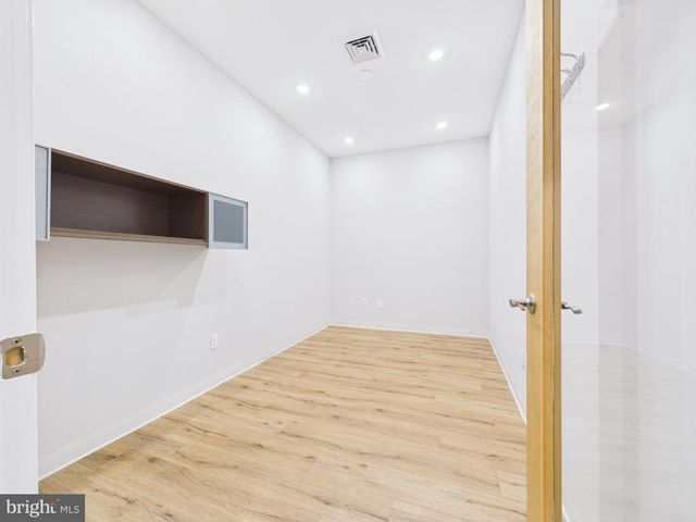 6713-15 OGONTZ AVE, Philadelphia, PA 19126
