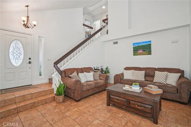 4 Via Joaquin, Rancho Santa Margarita, CA 92688