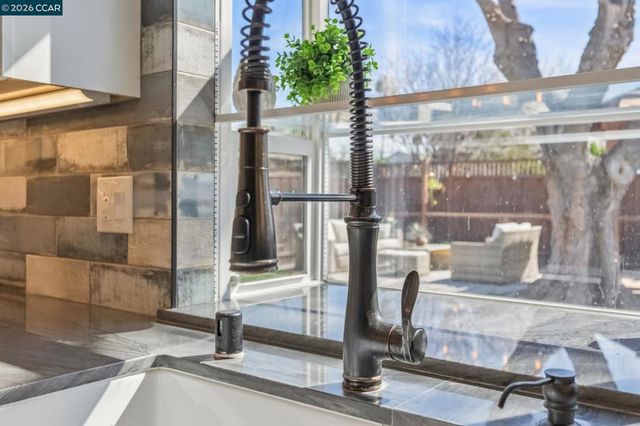 6172 6172 Everglades Ct, Pleasanton, CA 94588