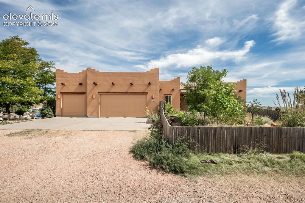 1748 N Wyatt Earp Lane, Pueblo West, CO 81007 — photo 2