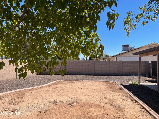 718 W STRAFORD Drive, Chandler, AZ 85225