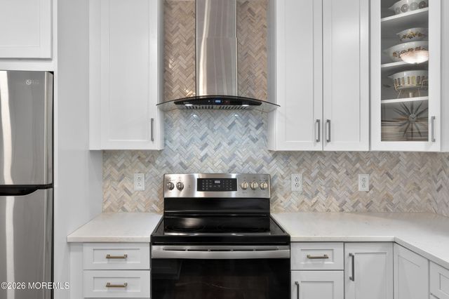 185 Fresh Ponds Road, Monmouth Junction, NJ 08852
