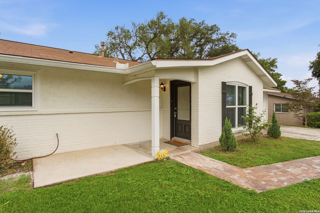 1614 MERRIFORD LN, San Antonio, TX 78209