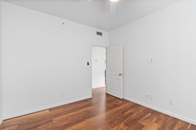 6000 Shepherd Mountain CV 1001, Austin, TX 78730