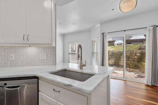 6000 Shepherd Mountain CV 1001, Austin, TX 78730