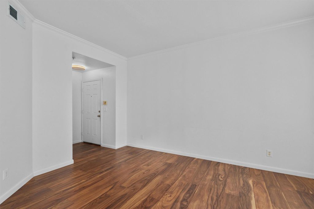 6000 Shepherd Mountain CV 1001, Austin, TX 78730