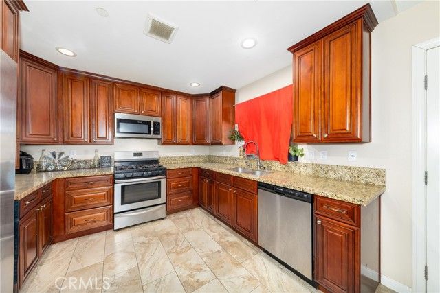 14632 Maricopa, Victorville, CA 92392