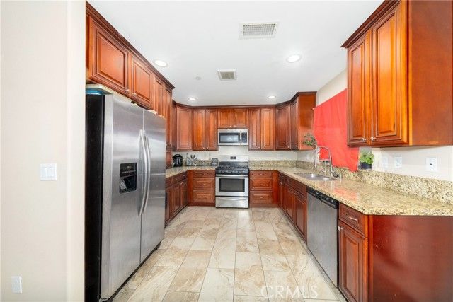 14632 Maricopa, Victorville, CA 92392