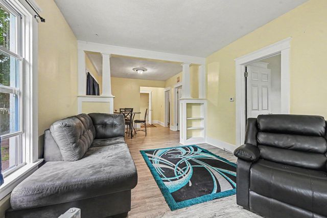 258 Battle Creek Avenue, Battle Creek, MI 49015