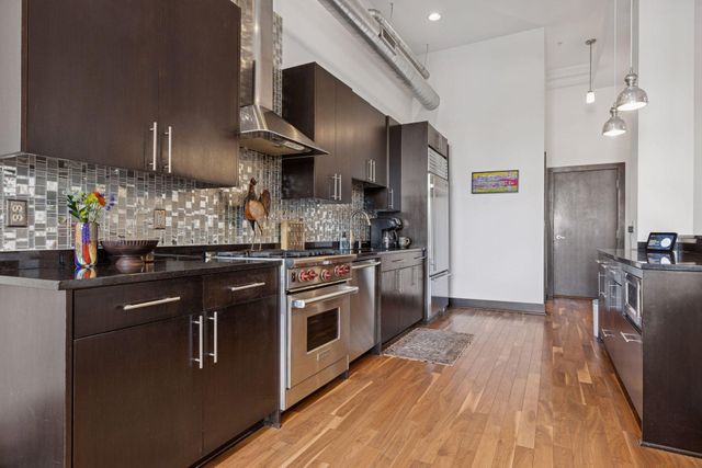 150 Portland Avenue 304, Minneapolis, MN 55401