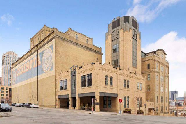 150 Portland Avenue 304, Minneapolis, MN 55401