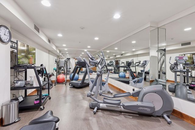 150 Portland Avenue 304, Minneapolis, MN 55401