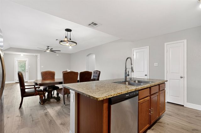 3255 Emerson Road, Forney, TX 75126