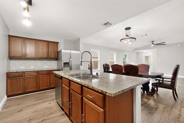 3255 Emerson Road, Forney, TX 75126