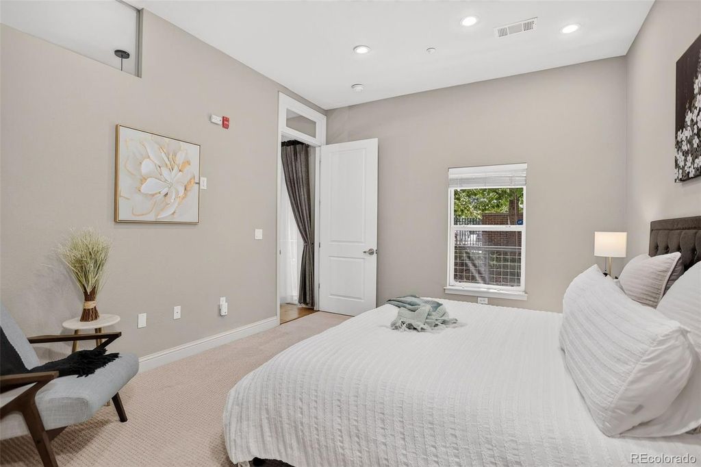 Image 16 of property listing at 5401 S Park Terrace Avenue 103C, Greenwood Village, CO 80111