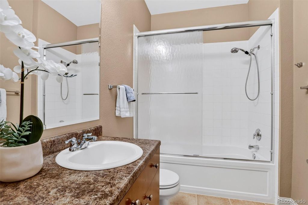 Image 19 of property listing at 5401 S Park Terrace Avenue 103C, Greenwood Village, CO 80111