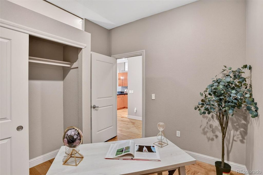 Image 20 of property listing at 5401 S Park Terrace Avenue 103C, Greenwood Village, CO 80111