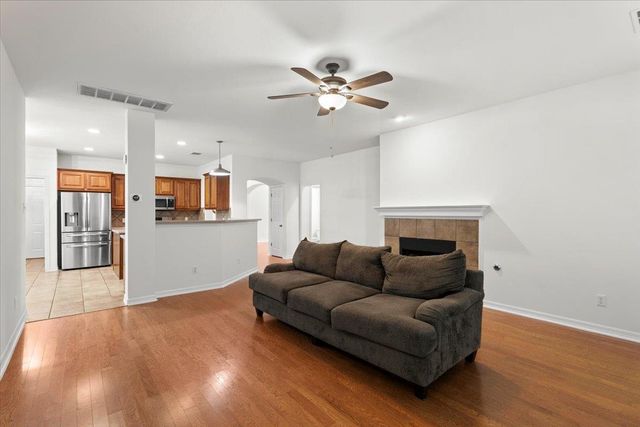 2304 Village View LOOP, Pflugerville, TX 78660