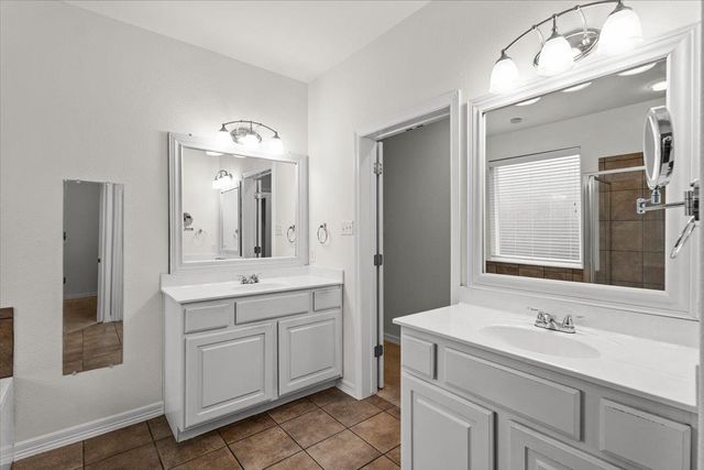 2304 Village View LOOP, Pflugerville, TX 78660