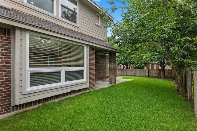 2304 Village View LOOP, Pflugerville, TX 78660