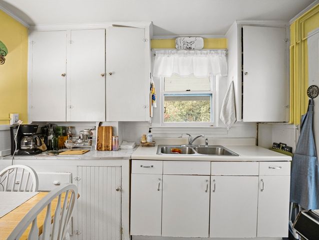 119 West St, Leominster, MA 01453