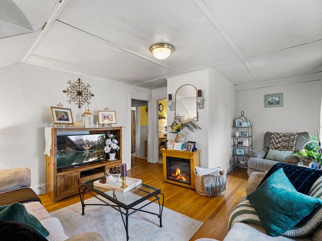 119 West St, Leominster, MA 01453