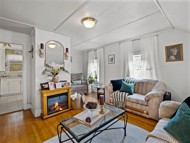 119 West St, Leominster, MA 01453