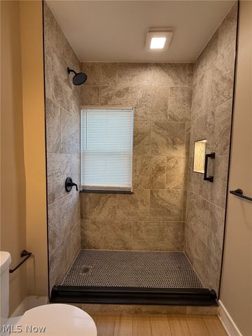 14208 Kingsford Avenue, Cleveland, OH 44128