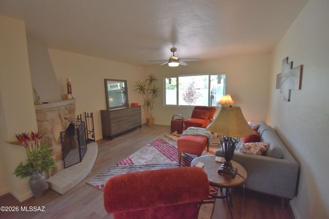 1348 W Placita Oro, Tucson, AZ 85745