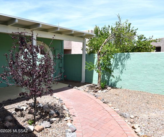 1348 W Placita Oro, Tucson, AZ 85745