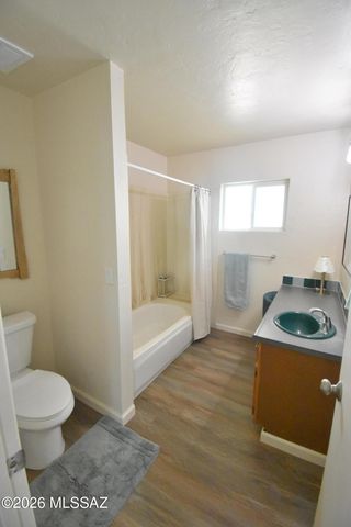 1348 W Placita Oro, Tucson, AZ 85745