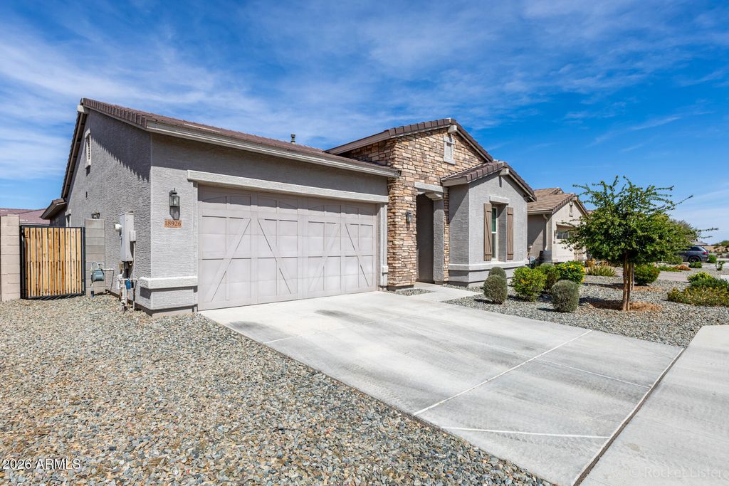 18926 W SOLANO Drive, Litchfield Park, AZ 85340 — photo 5