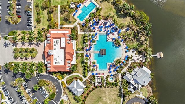 8781 Yucatan CT, Naples, FL 34112